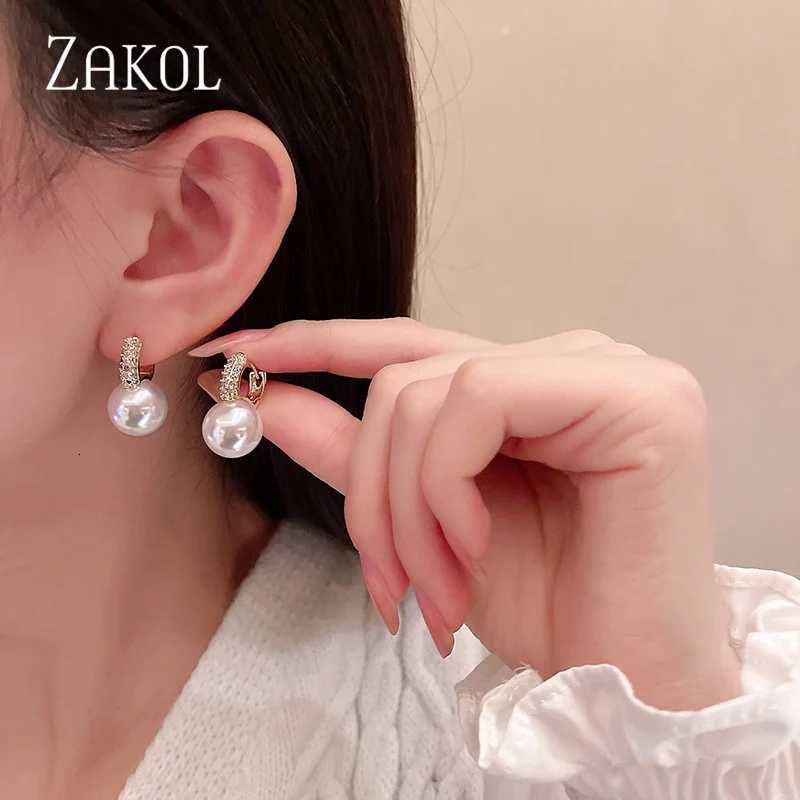 3000 Fashion Big Imitation Pearls Ball Shape Stud Earrings for Women Cute Micro-inlaid Zircon Gold Color Wedding Party Jewelry Y250804