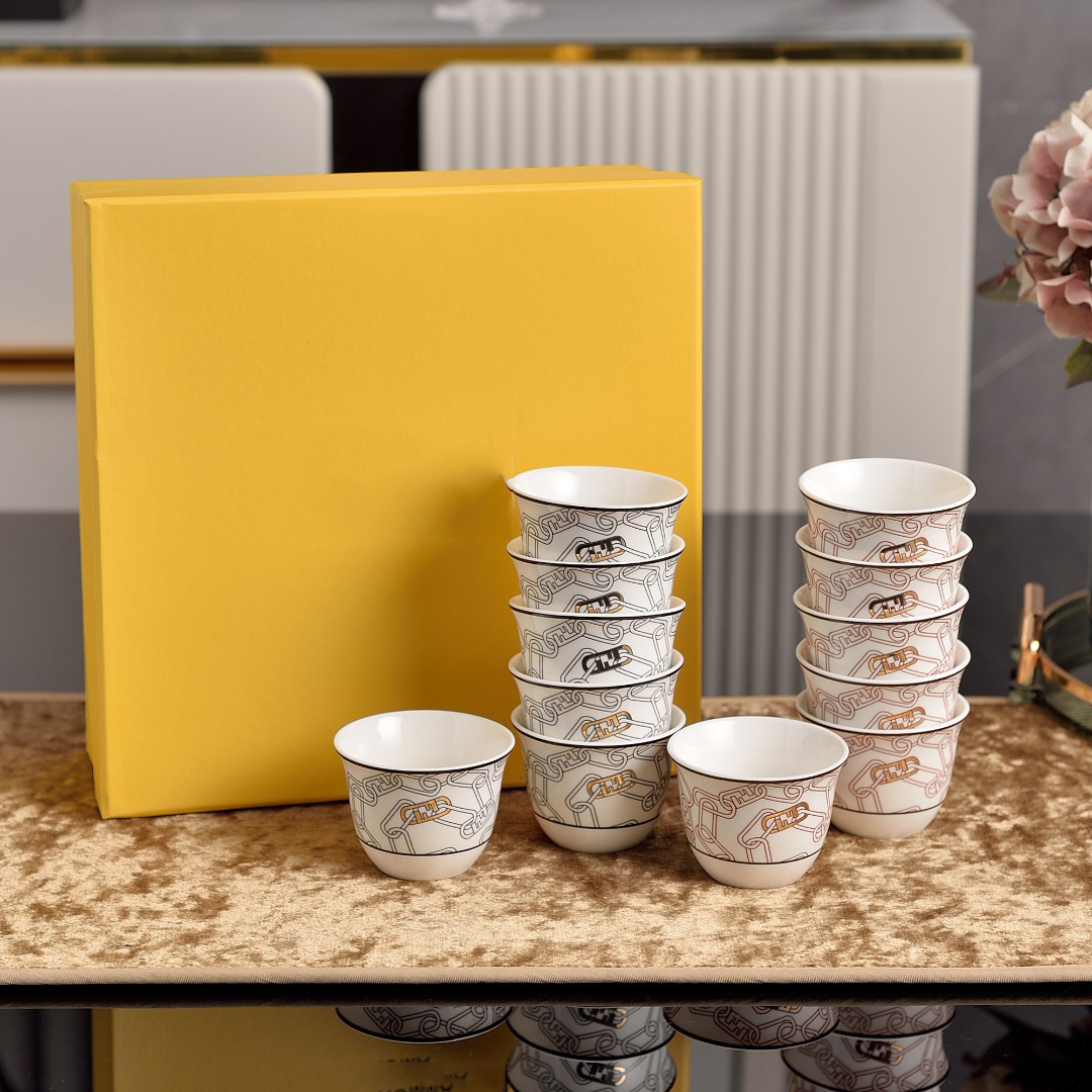 Elegant Espresso Cup Set, Sleek Design, Perfect for Coffee Lovers, Ideal for Home or Office Use