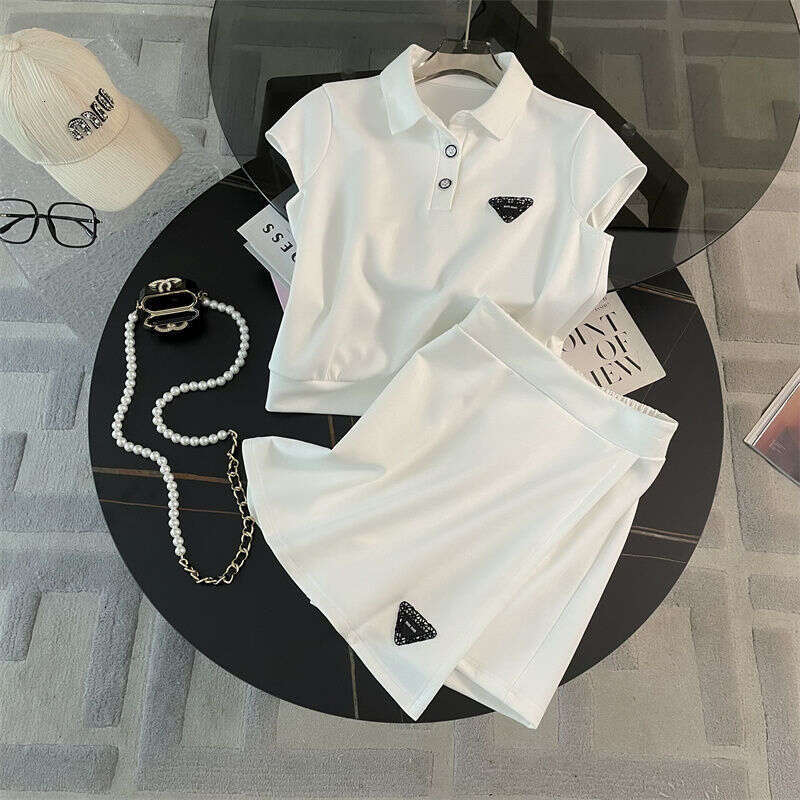 Chic Ladies' Athletic-Inspired Polka Dot Top Bottoms Combo Featuring a Refined V-Cut Hem