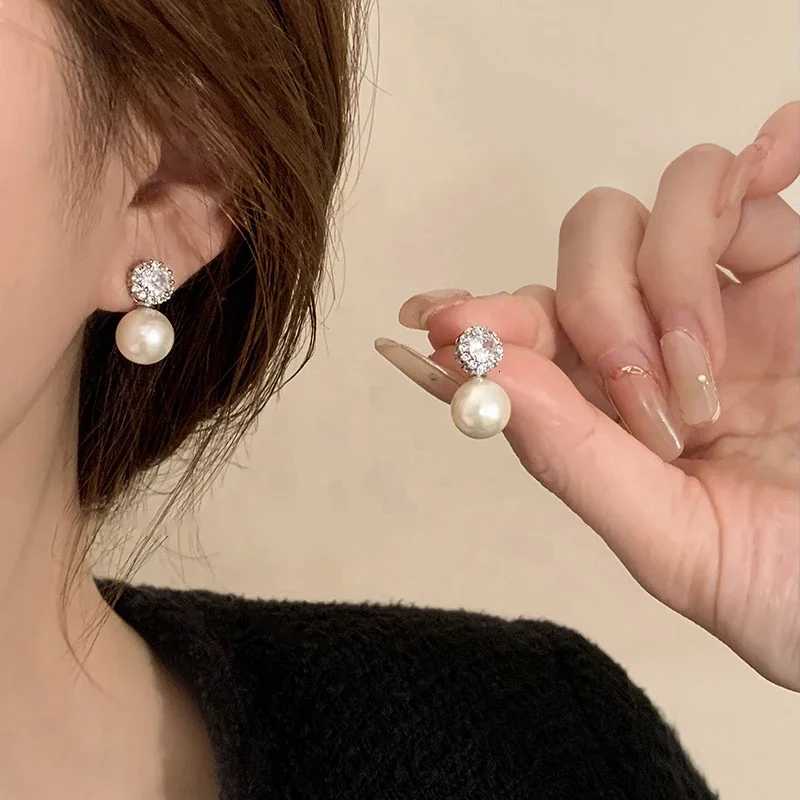 Girls French Romantic Simple Inlaid Zircon Round Pearl Earrings 2025 New Fashion Jewelry Luxury Accessories for Womens Ear Studs Y250804