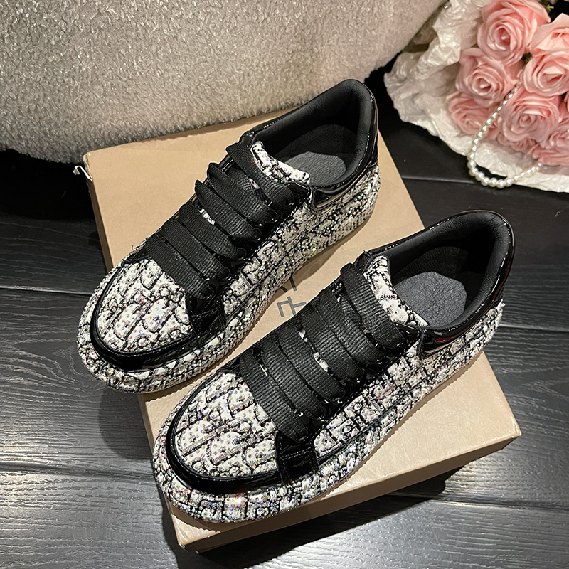 Women Casual Rhinestone Shoes Handmade Diamond Inlaid Fashion Board Shoes Trend Versatile Thick Soled Party Sports Shoes Water Diamond Graffiti Luxury Flat Shoes