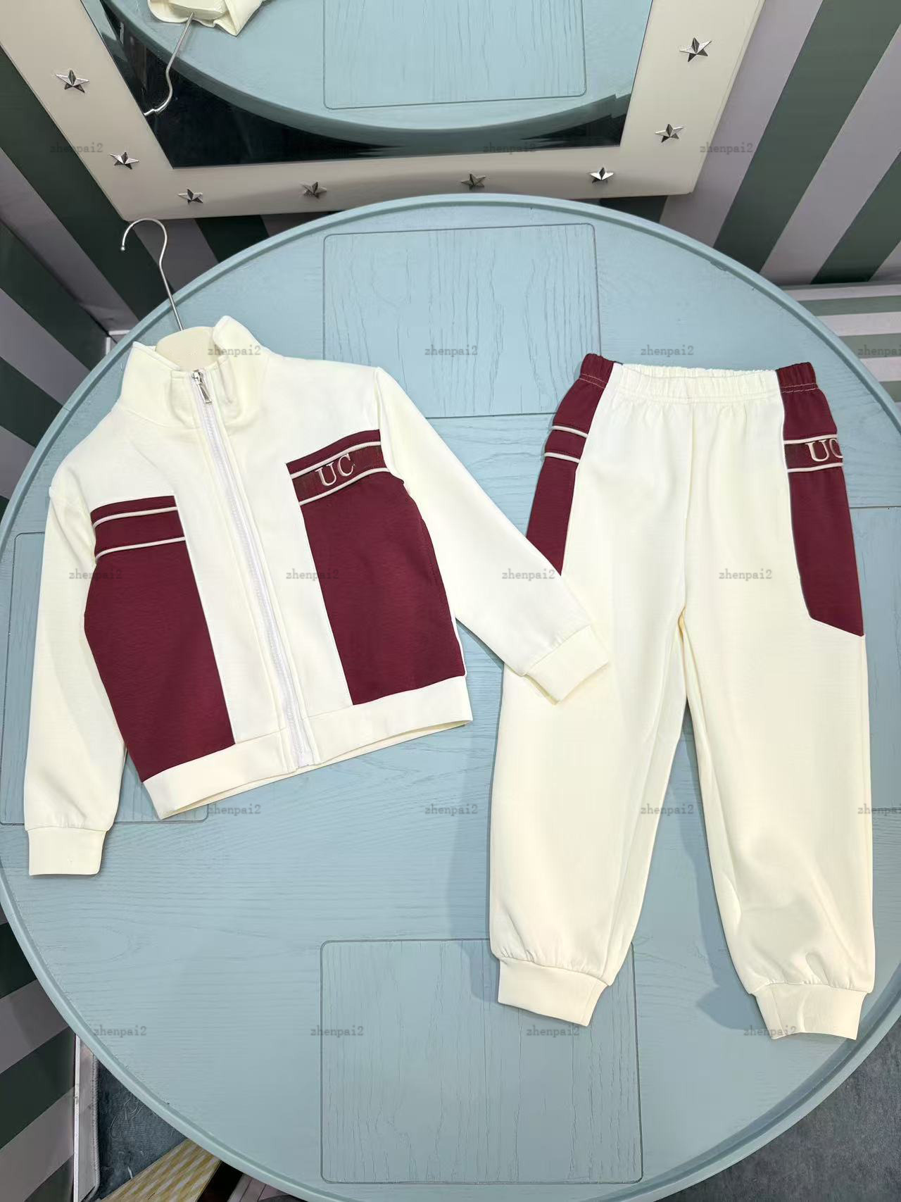 Luxury baby coat suit autumn Tracksuits boys girls Sports suit kids designer clothes Standing collar jacket and pants A948X26N209