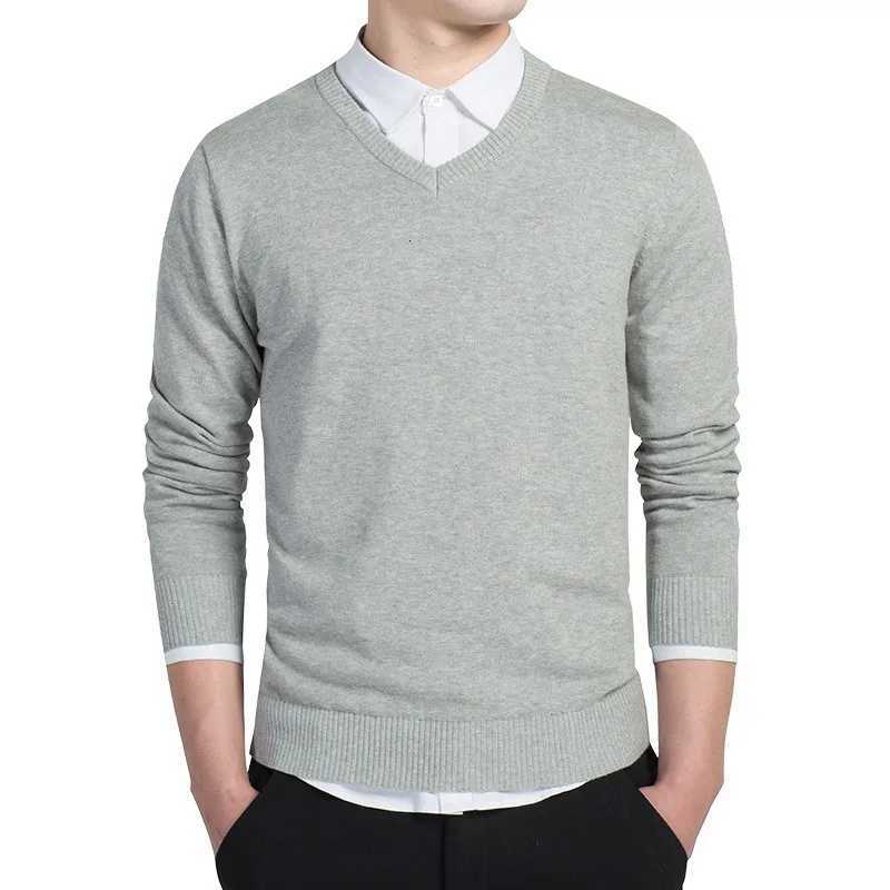 100% Cotton Sweater Men Long Sleeve Pullovers Casual V-Neck Solid Color Knitted Sweaters Tops Men Plus Size Slim Navy Sweater Men XJ250805