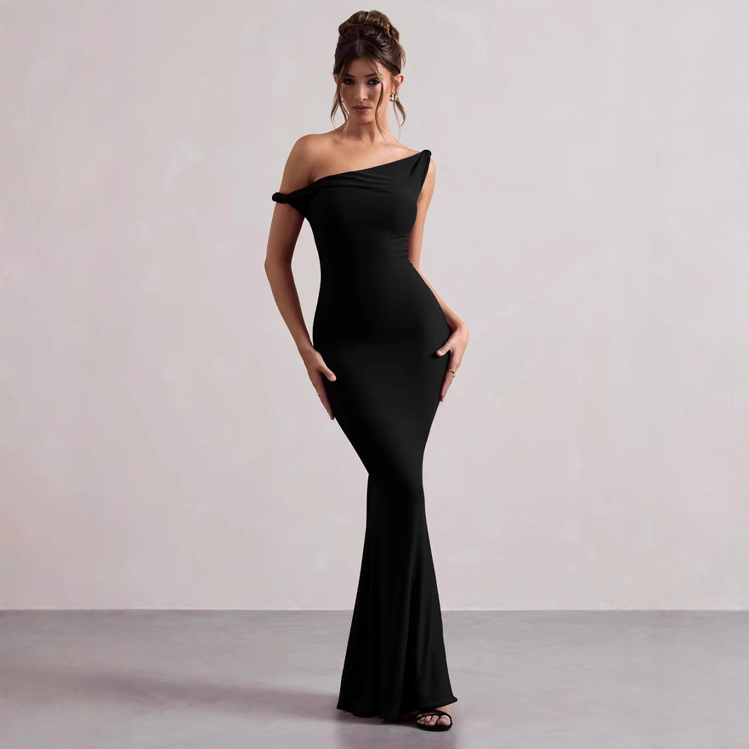2025 Summer New Women's S Fashion Sexy Off trend Shoulder Twisted Slim Solid Color Dress New Designer Dress