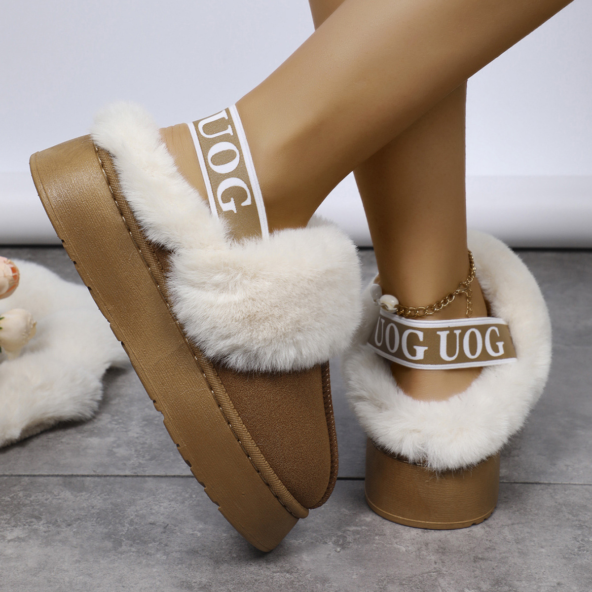 new Winter Snow Women Two-Way Design Thick-Soled Slippers Fleece-Lined Warm Suitable for Outdoor Wear Plush Internet-Famous Fur Slippers