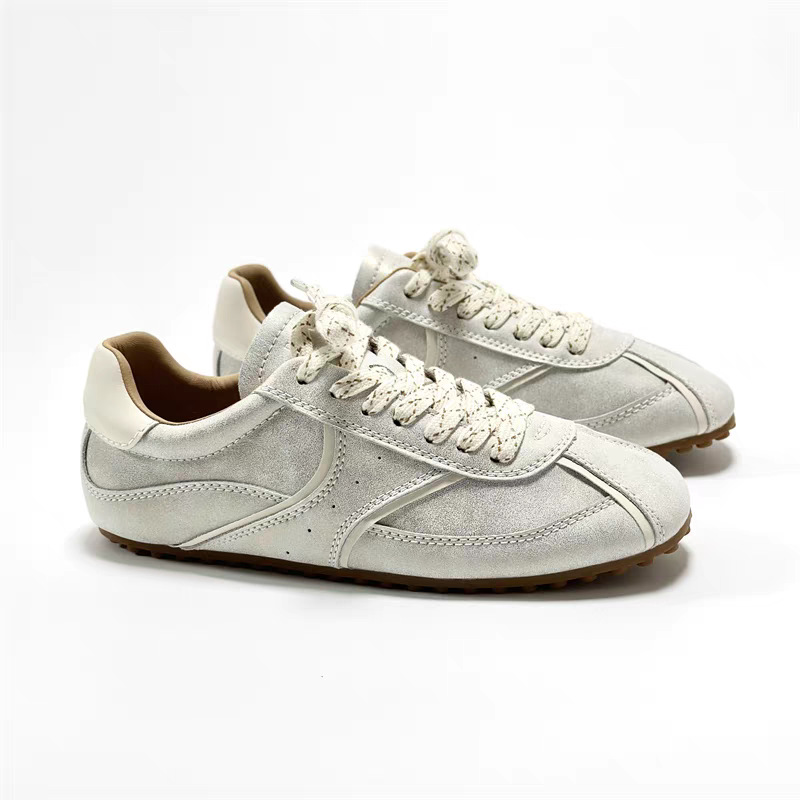 2025 hot new free shipping designer shoes for womens casual shoes beige outdoor sneakers sport shoes Soft soled fashionable casual board shoes