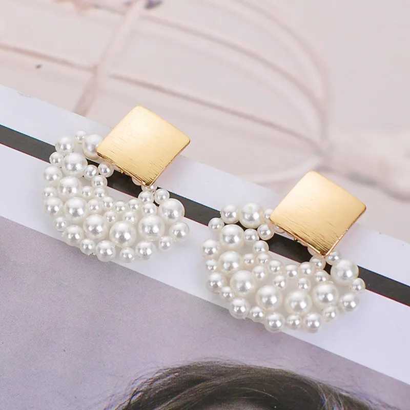 2023 New Simulated Pearl Stud Earrings Women Bohemian Geometric Earrings Wedding Jewelry Korean Earrings Y250804