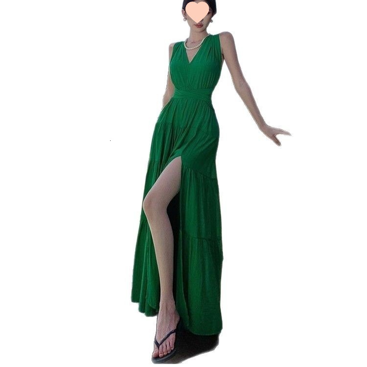 French red V-neck lace up camisole dress for summer 2025, suitable for women's beach vacations, sexy backless, trend split slim fit long dress, n