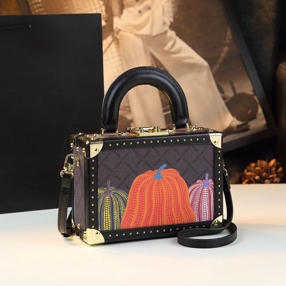 Free shipping, original design, 2025 new style Happy Pumpkin box bag, high-end fashion, set hard box, hand-held, shoulder crossbody bag, trendy