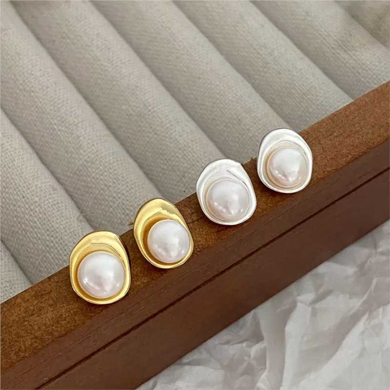 Light Luxury Imitation-Pearl Stud Earrings for Women Geometric Temperament Earring Jewelry Gifts womens earrings Y250804