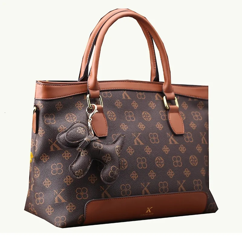 Light womens bag 2025 fashionable versatile and highend handbag with large capacity single shoulder crossbod 250805