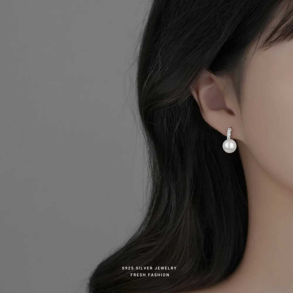 925 Sterling Silver Inlay Zircon Shell Pearl Earrings for Women French Light Luxury Temperament Elegant Jewelry Y250804
