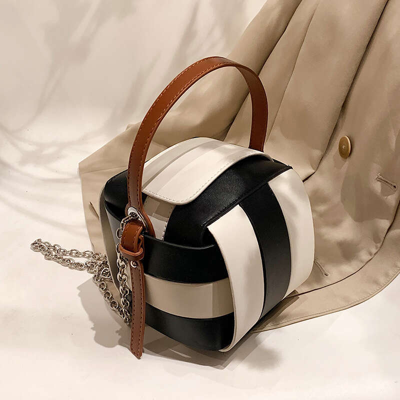 Trendy Niche Design Small for Women Summer New Fashion Versatile Chain Crossbody Bag High-end Handbag