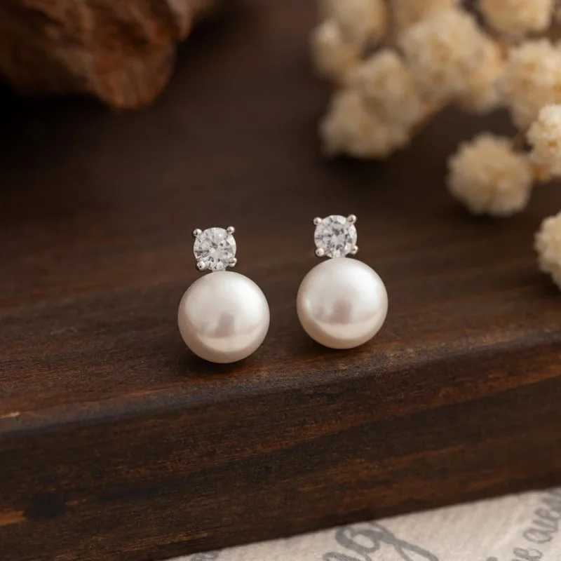 100% Natural Freshwater Pearl Stud Earrings for Women Dainty Crystal Pearl Earrings Jewelry Gift 2025 New Arrivals Y250804