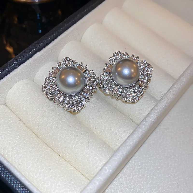 Rhinestone Butterfly Pearl Double-sided Stud Earrings Simple Temperament Earrings for Women Design Light Luxury Sparkling Jewelry Y250804