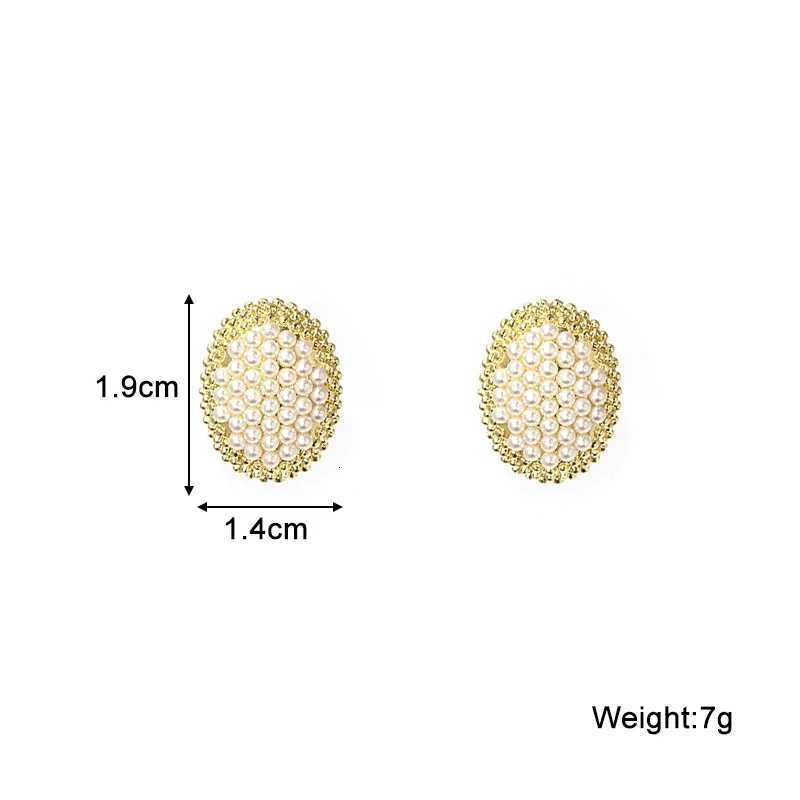 2024 New Trendy Pearl Oval Stud Earrings for Women Full Imitation Pearl Beads Gold Color Metal Side Cute Small Earrings Y250804