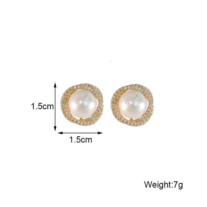Twist Spiral Crystal Womens Pearl Stud Earrings Round Imitation Pearl Small Earrings for Girls Korean Fashion Jewelry Y250804