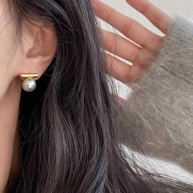 New French Gray Imitation Pearl Pendant Earrings for Women Crystal Engagement Wedding Party Elegant Temperament Ear Jewelry Y250804