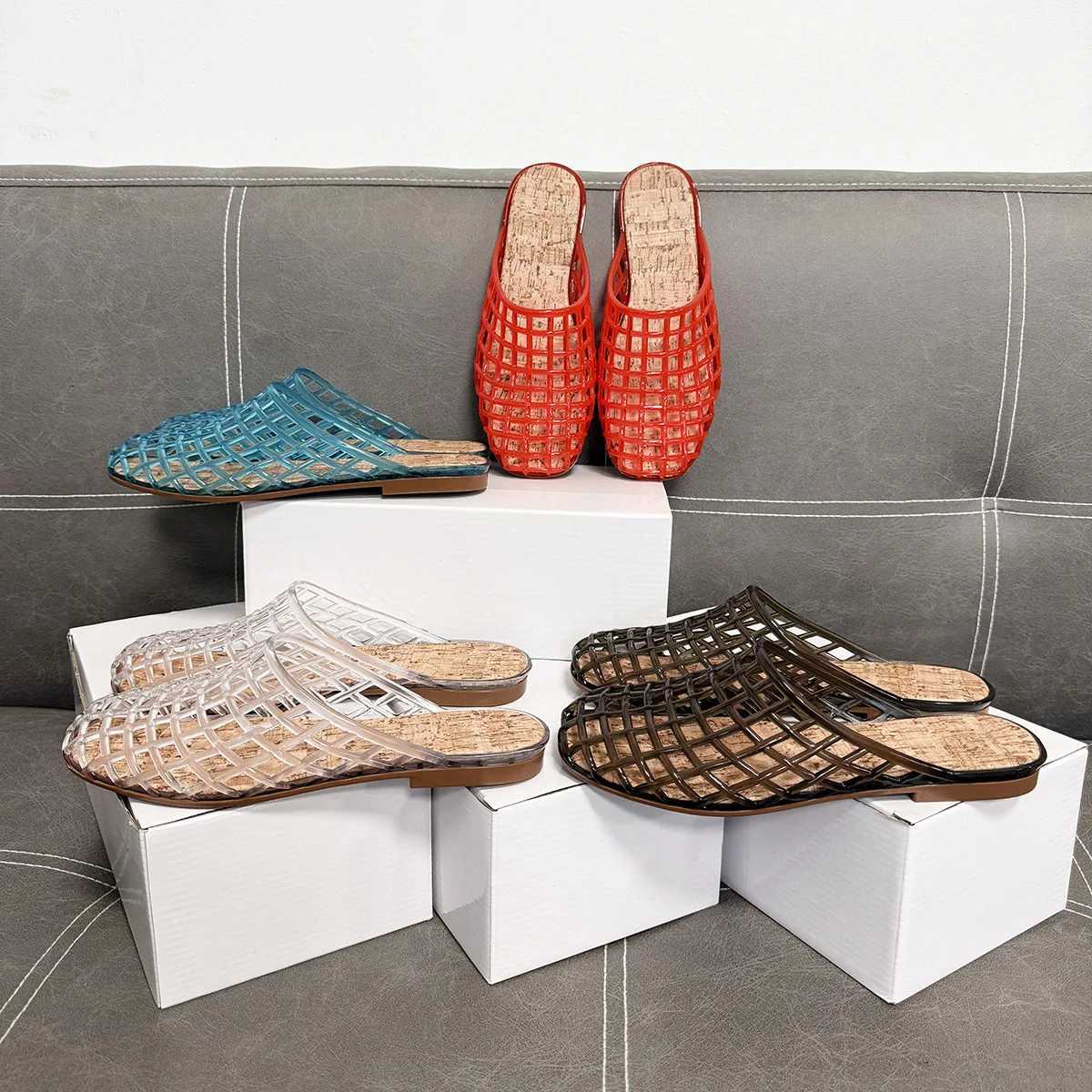 2025 Womens New Flat Slippers with Hollow PVC Breathable Summer Outerwear Baotou Bag and Casual Jelly Slippers W250805