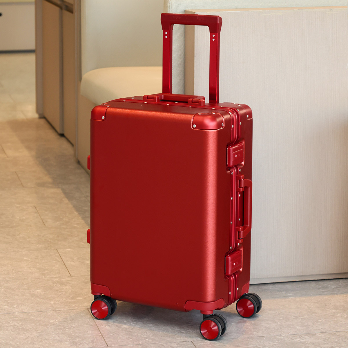 Metal box sturdy, durable, thick pull rod 20 password 24 aluminum frame large capacity 26 student 28 universal wheel white gray black