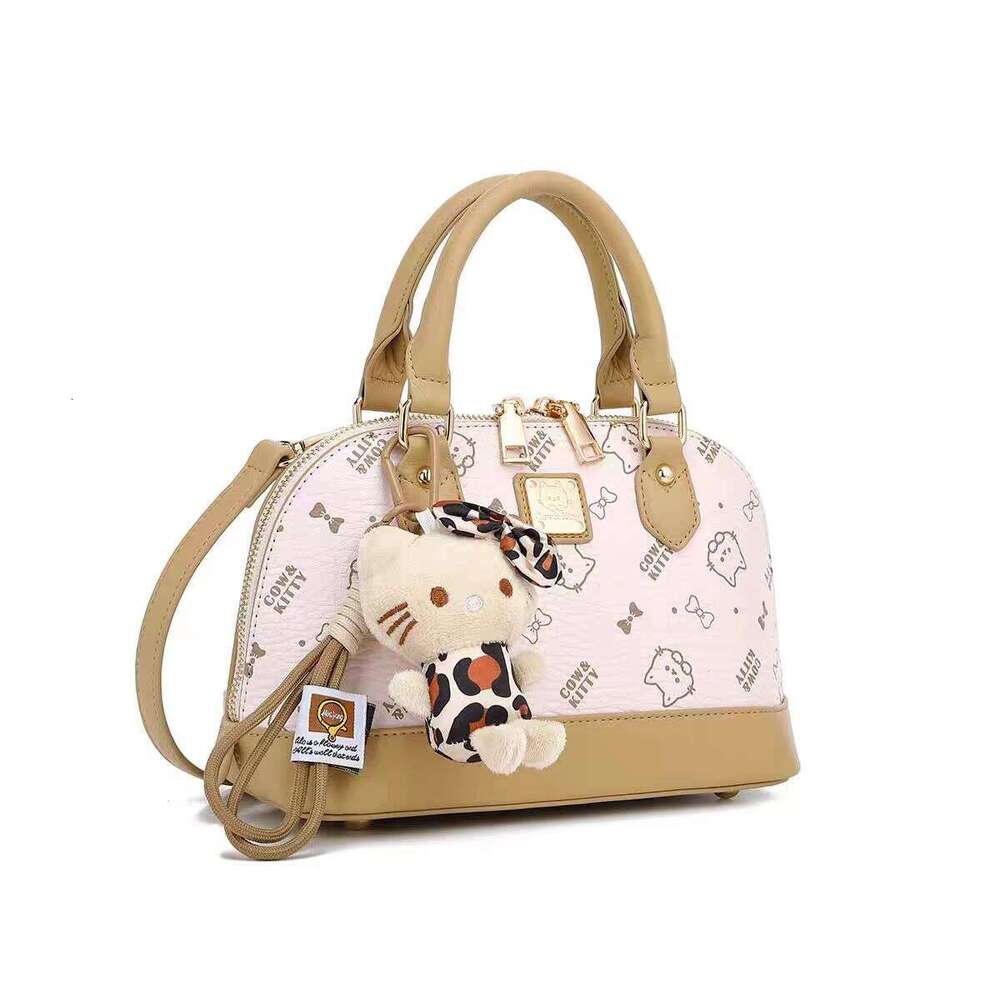 Designer Shoulder Bag Bag Luxury Bag Trend Shell Handbag Women's Shoulder Crossbody Cute Plush Fashion