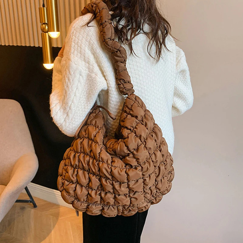 Designer bags Tote Bag Shoulder Large Capacity Quilted Padded Crossbody Pleated Bubbles Cloud Shoulder Bags Tote Bucket Bag Ruched Lady Handbags