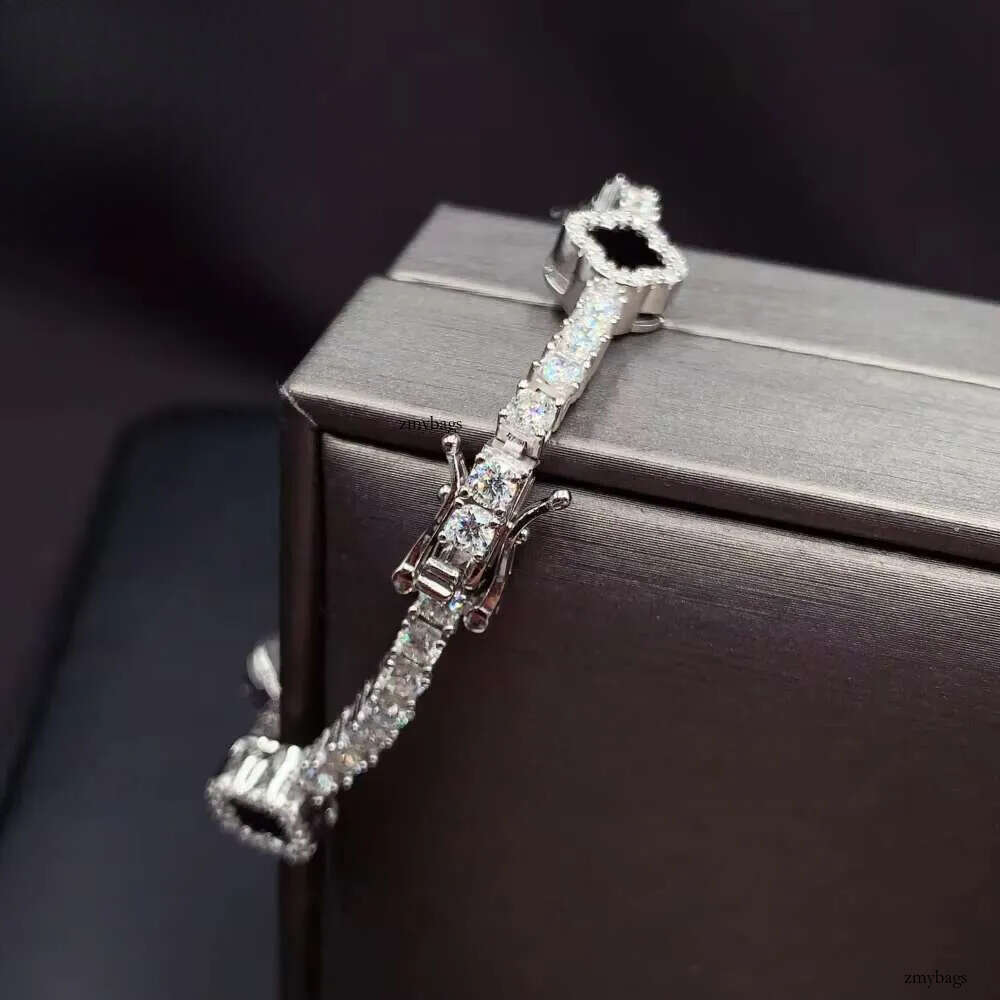 NEW ARRIVALS 3mm Iced Out Moissanite Sier Tennis Four-leaf Clover Bracelet Hip Hop Jewelry Unisex
