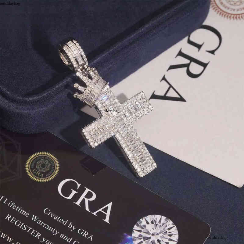 Pass Tester Man GRA Certificate Iced Out Hip Hop Jewelry Sier Baguette Moissanite Dia Crown Bail Cross Pendant