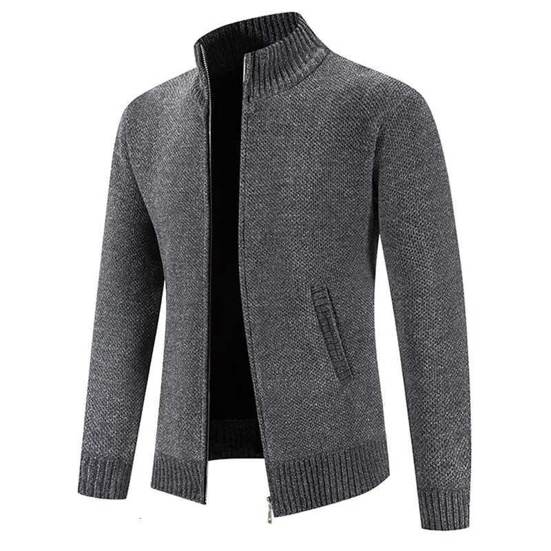 New Autumn Winter Sweaters Men Fleece Cardigan Warm Knitted Sweater Coat Mens Solid Stand Collar Zipper Slim Knitwear Coat XJ250805