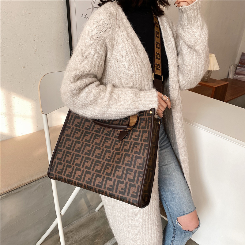 Free delivery designer bag tote Bags For womans fashion casual handbag square crossbody bag