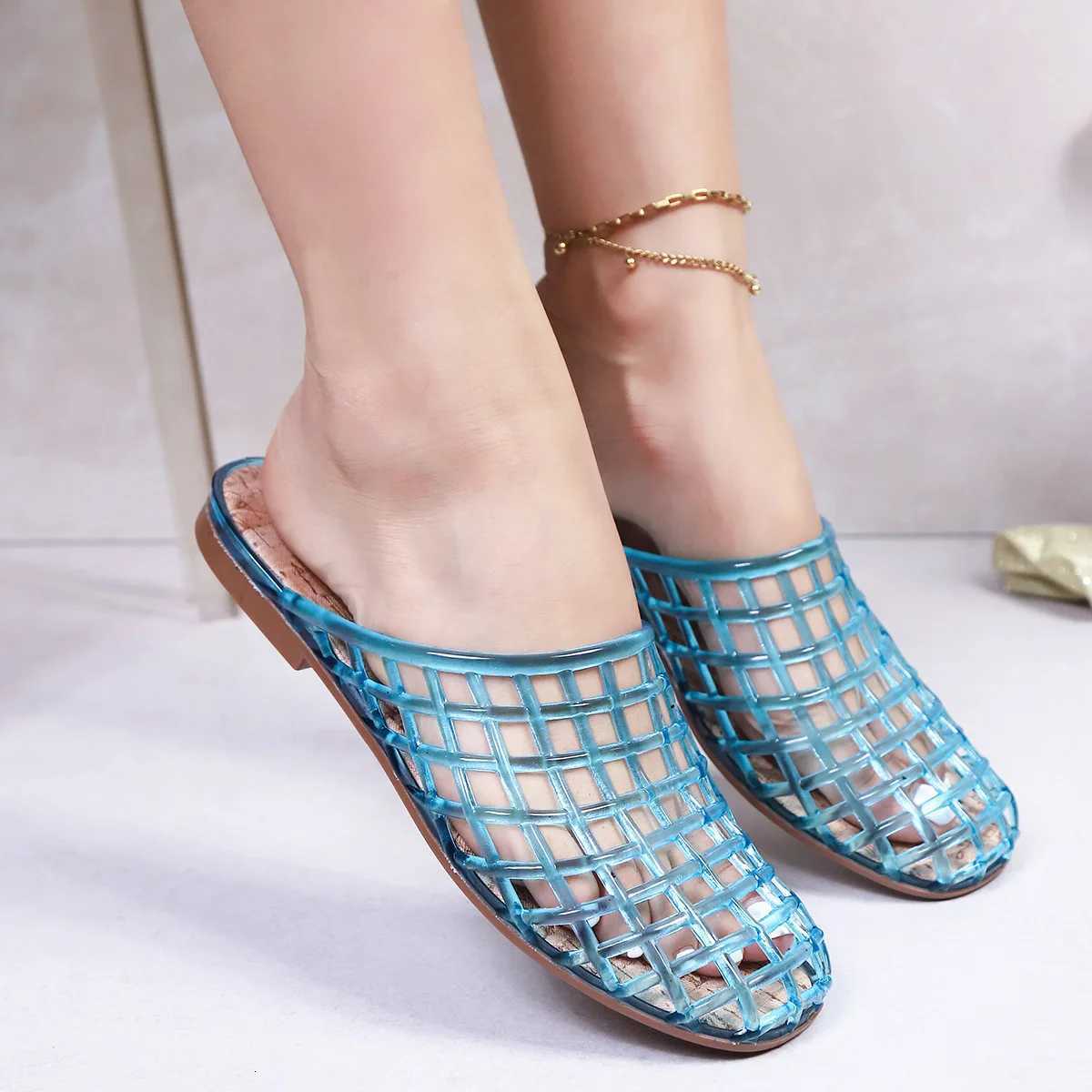 2025 Womens New Flat Slippers with Hollow PVC Breathable Summer Outerwear Baotou Bag and Casual Jelly Slippers W250805