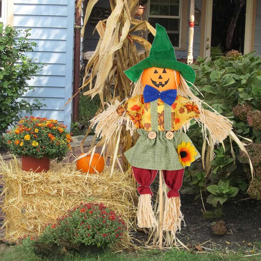 Small Halloween Scarecrow Decoration Fall Harvest Standing Scarecrow Decors for Autumn Halloween Garden Yard Decoration XJ250804