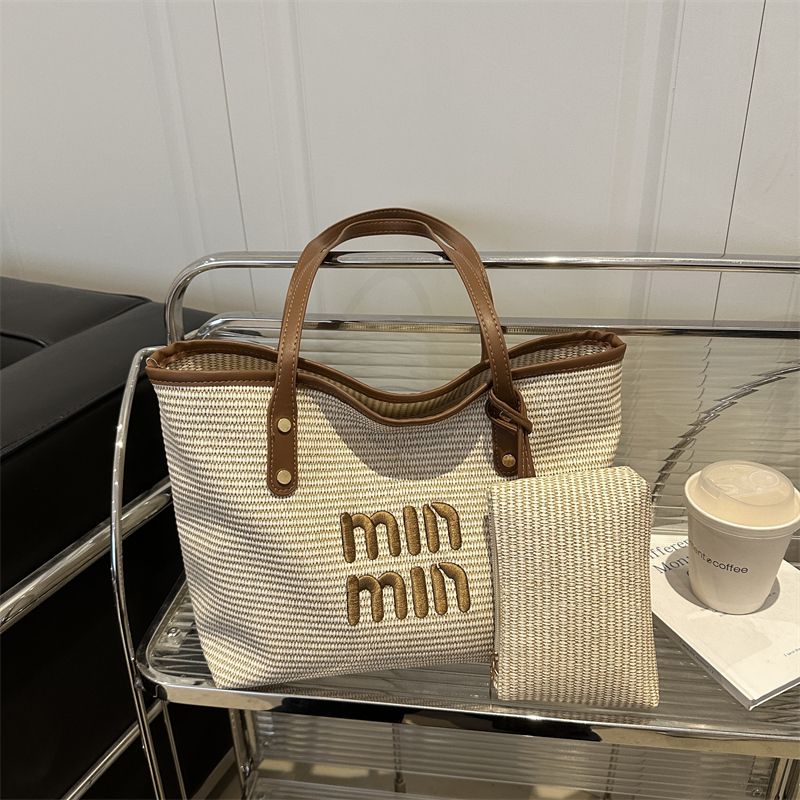 Designer shoulder bag luxury tote bag high-quality women's handbag fashionable leather commuting versatile crossbody bag large capacity shopping bag