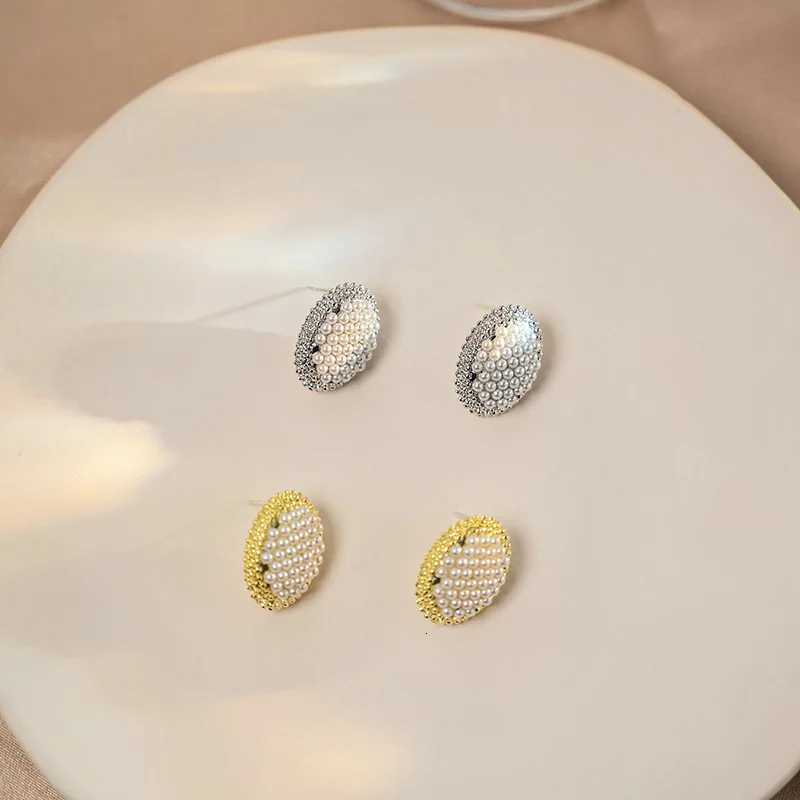 2024 New Trendy Pearl Oval Stud Earrings for Women Full Imitation Pearl Beads Gold Color Metal Side Cute Small Earrings Y250804