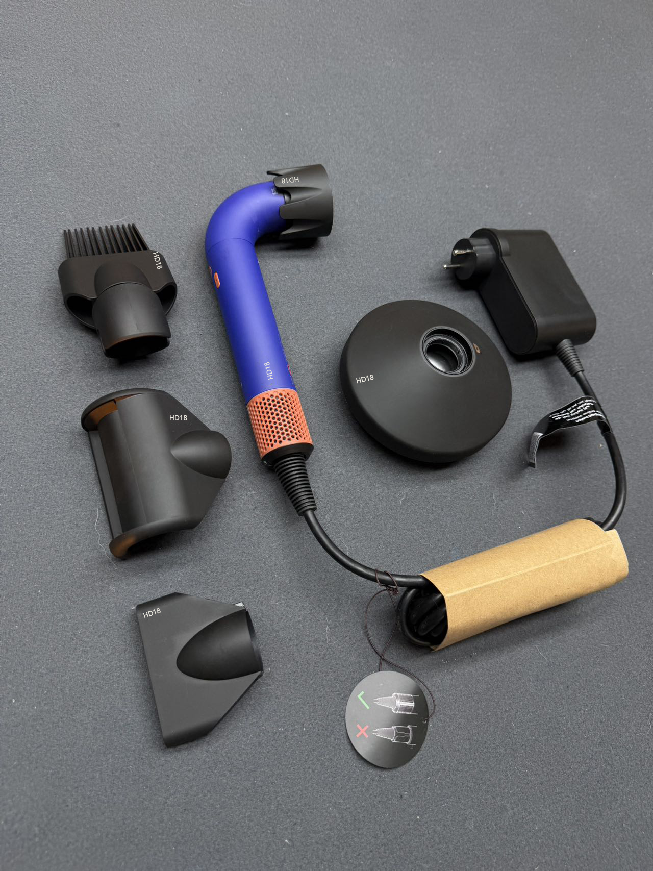 HD18 Designer Dryers Hair Supersonic r Curved Pipe Blower MuteHairdryer Hair Electric Hair Drier Safety Ionic Profession Blow High Power