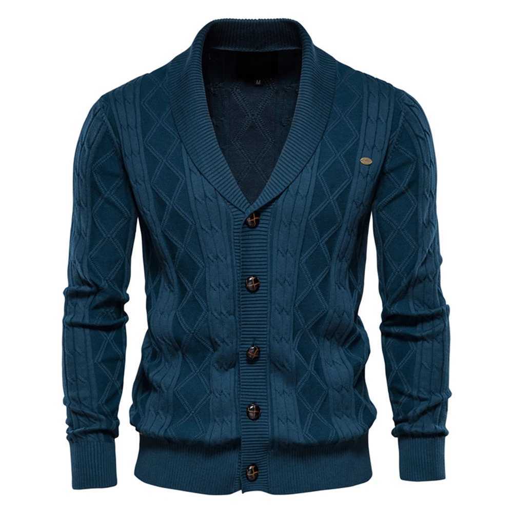 New Men Japanese Style Cardigan Coat High Quality Jacquard V Neck Solid Color Long Sleeve Sweater Jacket Fashion Outerwear M-3XL XJ250805