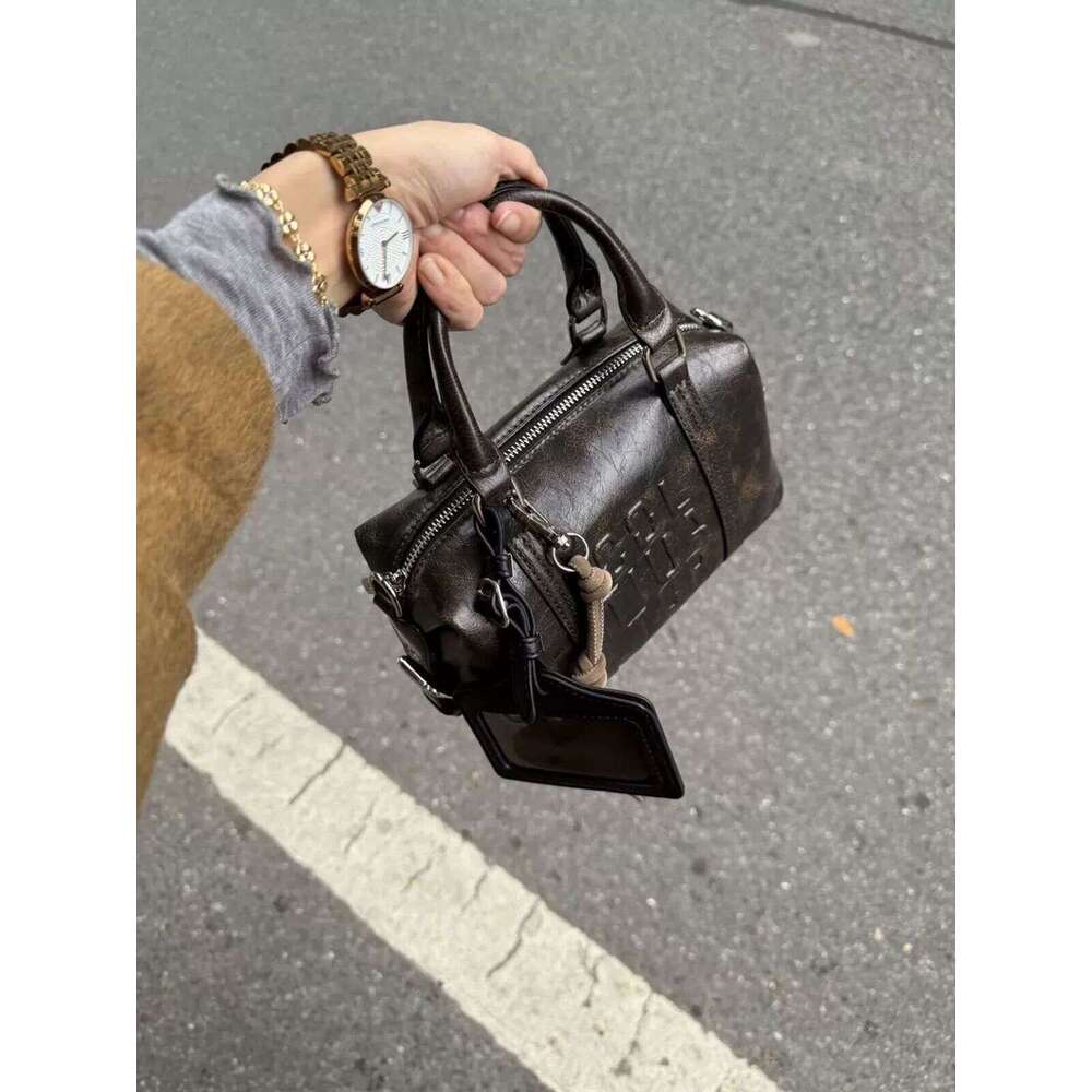 Designer Bag Tote bag Shoulder Bag Niche Versatile Melad Card Holder Crossbody Boston Pillow Winter New Women S