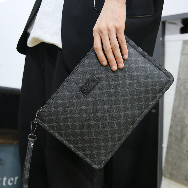 Free shipping designer luxury Men's Clutch Bag Large Capacity Handheld Bag Card Holder Envelope Bag with Card Slots Handbag 2024 New Casual Bag T