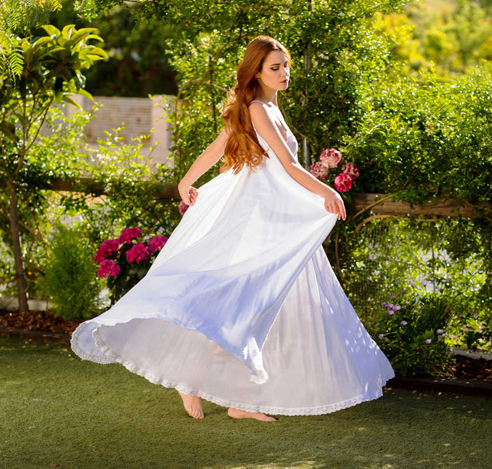 Elegant Loose Long Dress Sleeveless Spaghetti Pure Color Big Hemline Lace Edge Women's Summer Household Clothes