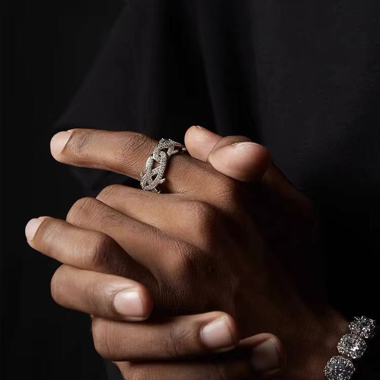 XingGuang Moissanite Ring Pass Diamond Test Hip Hop Jewelry 925 Silver Iced Out VVS Moissanite Diamond Fashion Ring for Rapper