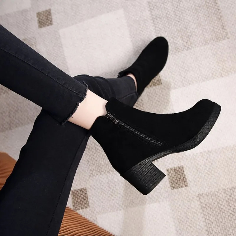 Suede Short Boots Style Coarse Heel Round Head British Style Matte Leather Black Middle Heel Kick Bare Boots Platform 250805
