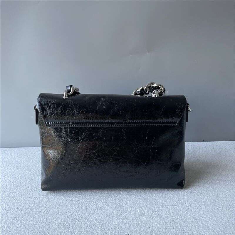 Designer Bag Tote Shoulder Bag High Quality Top Layer Oil Wax Cowhide Handbag Crossbody Commuting Versatile Large Capacity Fashion Women S