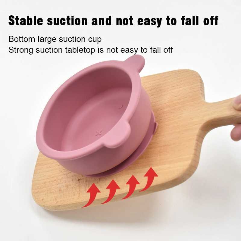 9PCS/Set BPA Free Silicone Baby Feeding Set Sucker Bowl Divided Dining Plate Straw Cup Spoon Fork Adjustable Bib Children Dish X250806