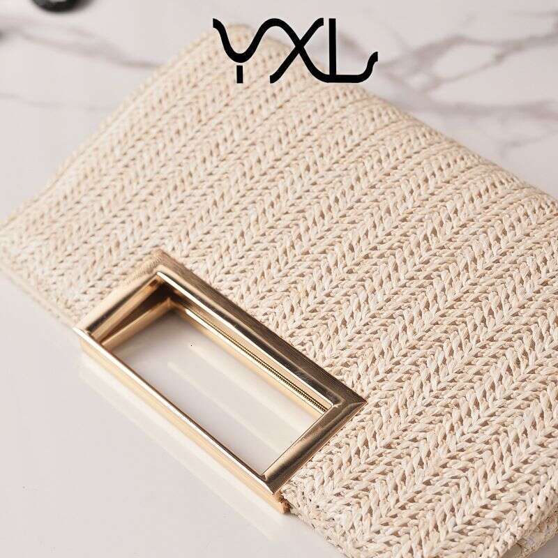 2025 New High-End Straw Woven With Square Buckle Hardware Clutch Simple Evening Solid Color Bag
