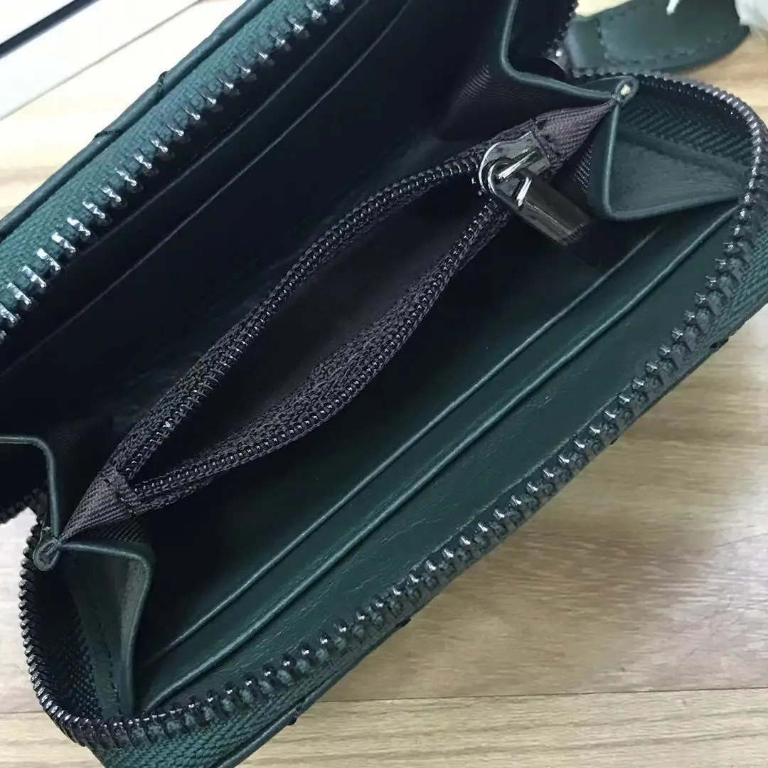 V-embossed Lambskin Leather Lady Short Zippy Wallet Women Coin Purse 5 Colors 250806