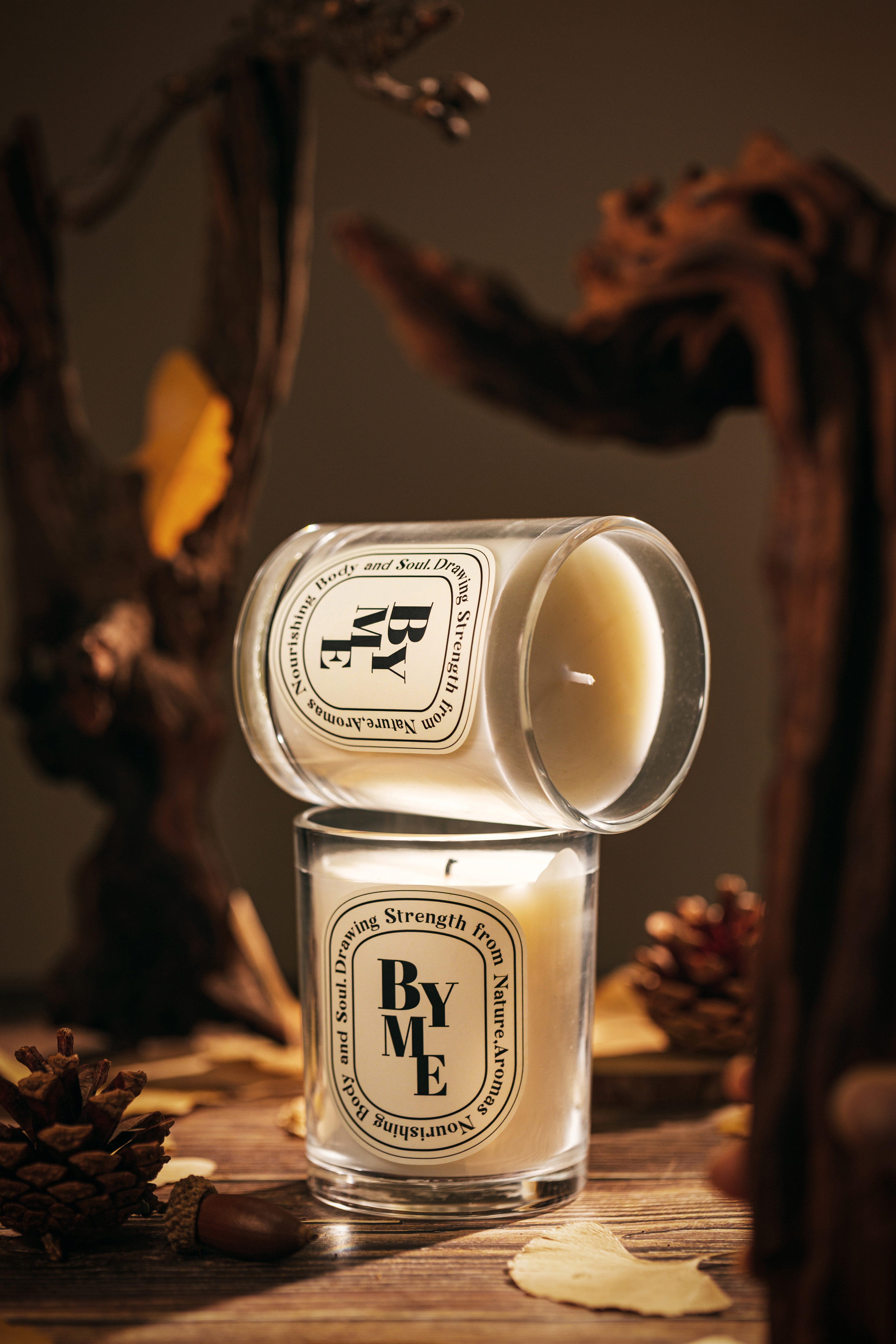 Minimalist Transparent Glass Candle with Natural Soy Wax - Safe & Scented for Up to 40 Hours