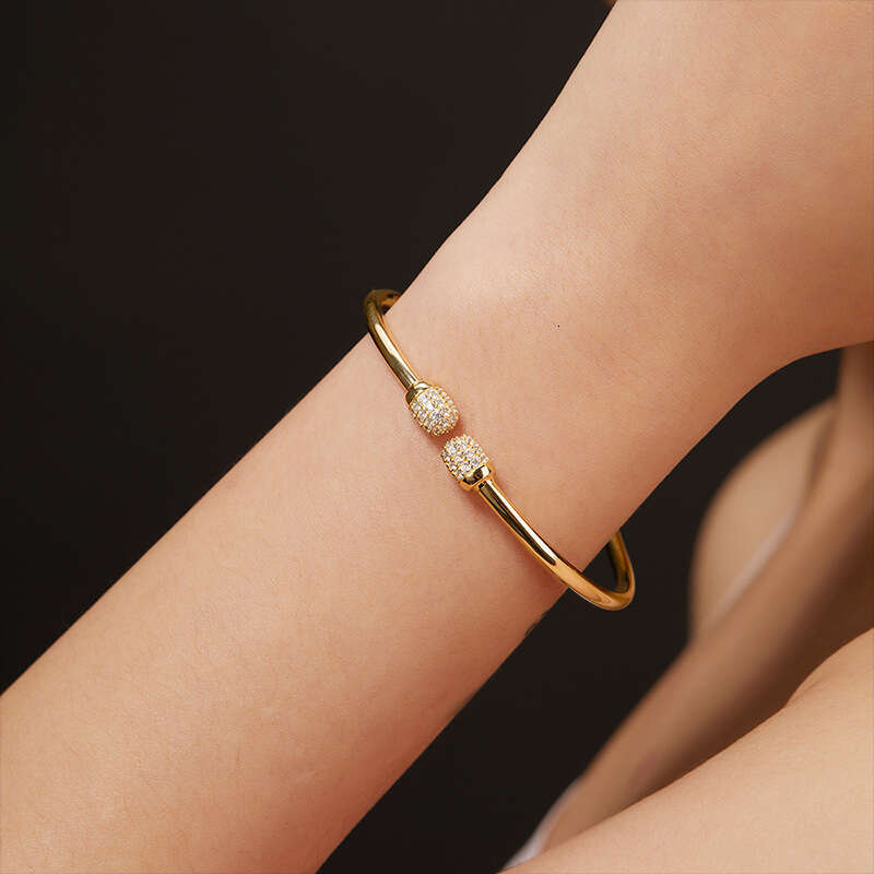 Trendy Iced Out VVS Round Ball Inlaid Dia Open Bracelet C-Type Personality Fashion Boutique Hand Jewelry 33
