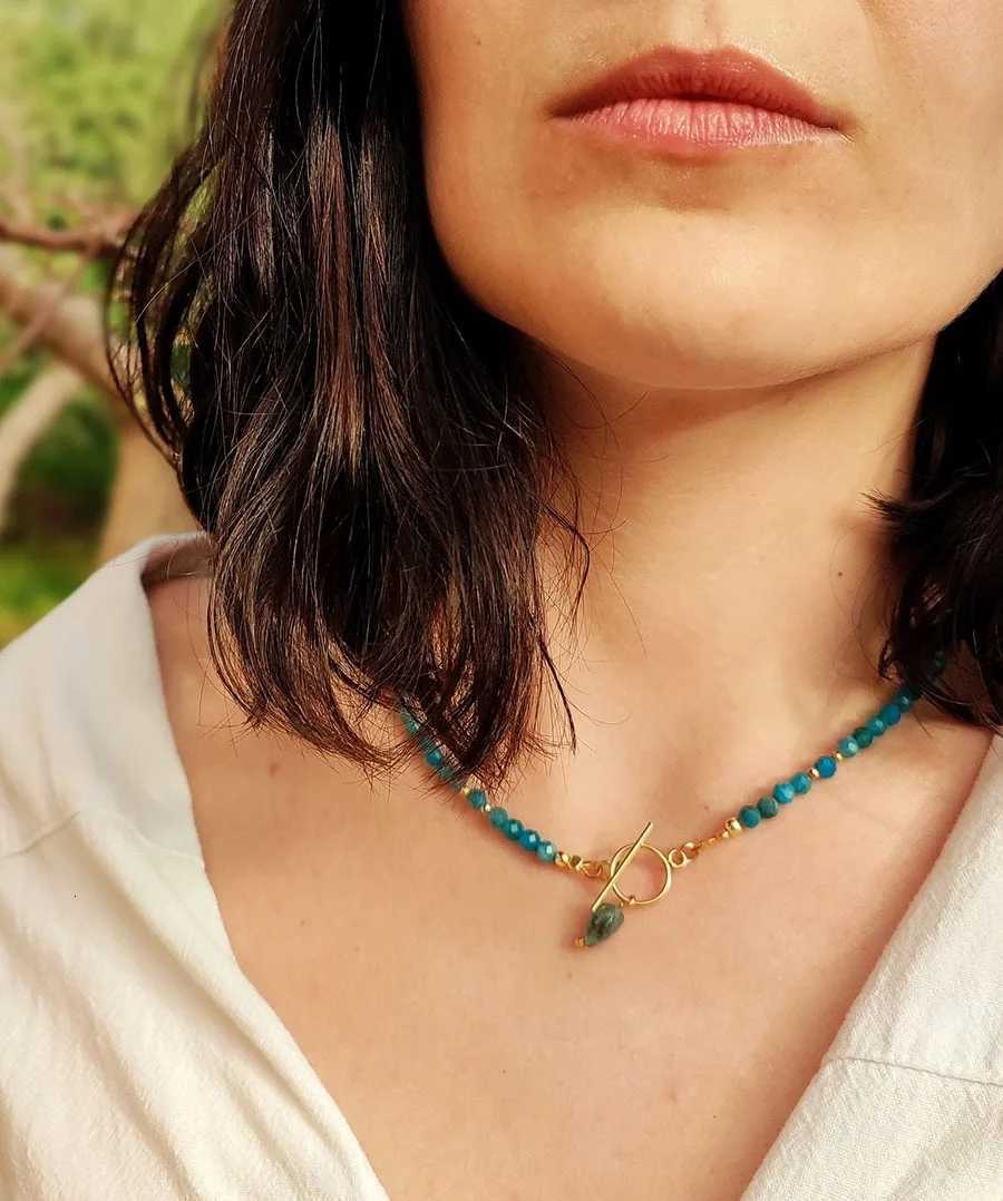 High-end fashion trend new holiday punk surfing natural stone Baroque pearl short simple design necklace Y250805