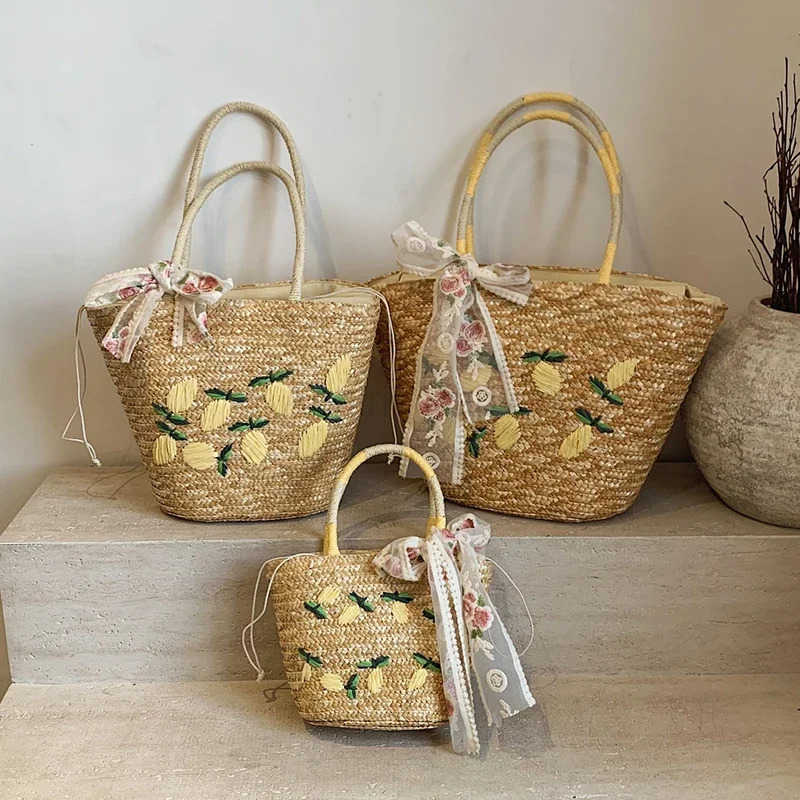 Large Capacity Beach Shoulder Bag Designer Embroidery Handbag Summer Handmade Rattan Bag Fashion Basket Straw Shopping Bag M250806
