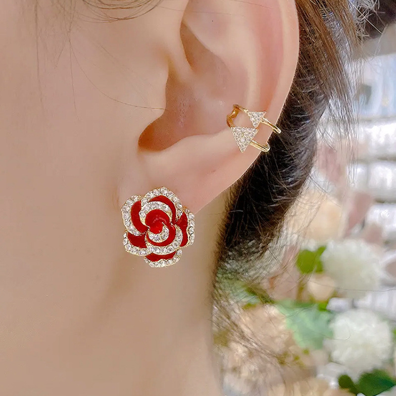 S925 Silver Needle Korean Women's Ear Nails Free Shipping Designer Luxury Jewelry Camellia Charm Ear Nails Fashion 3D Rose Ear Accessories